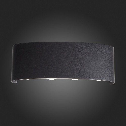SL089.401.08 Светильник уличный настенный ST-Luce Черный кварцевый LED 8*1W 4000K BISELLO
